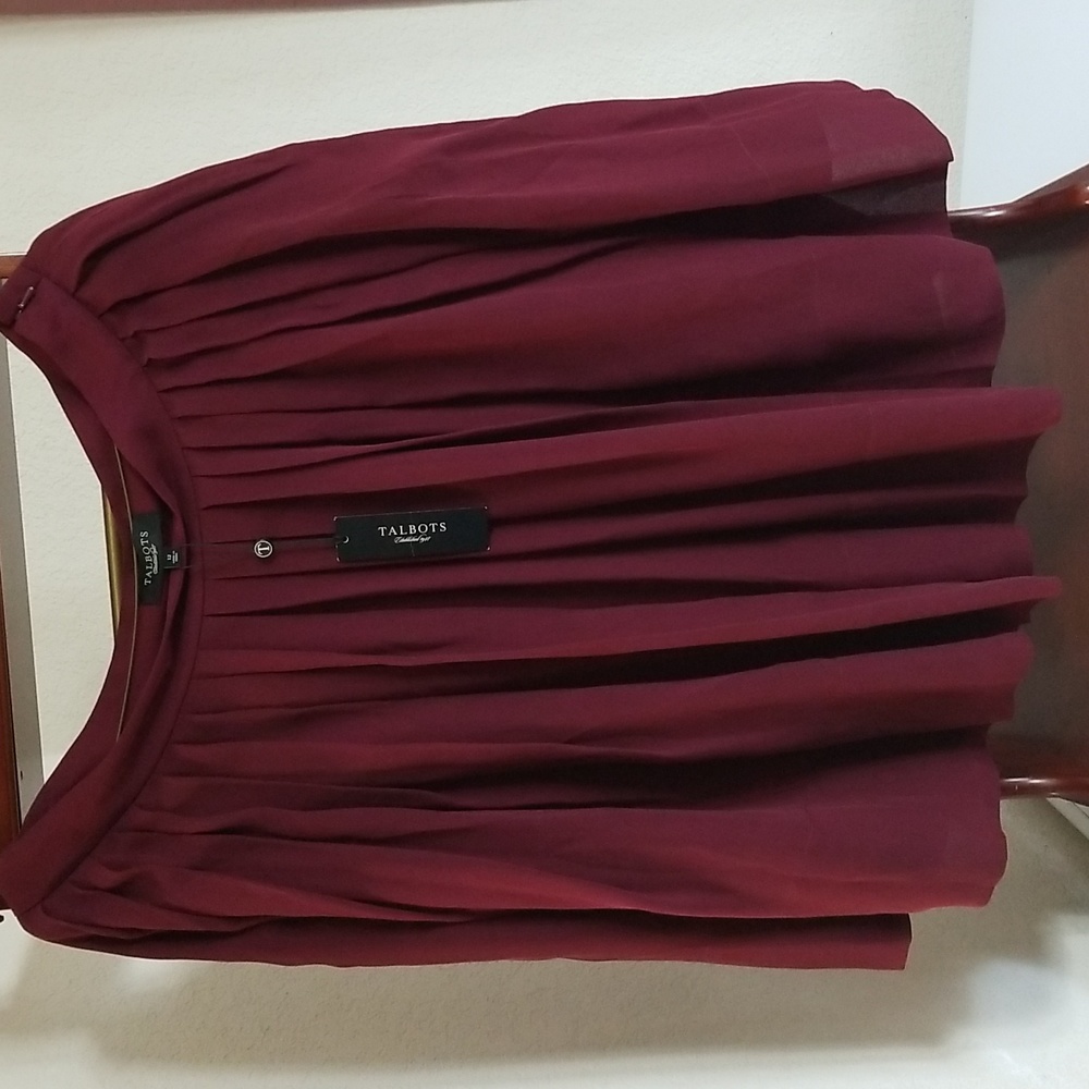 100% Silk Pleated dressy Skirt